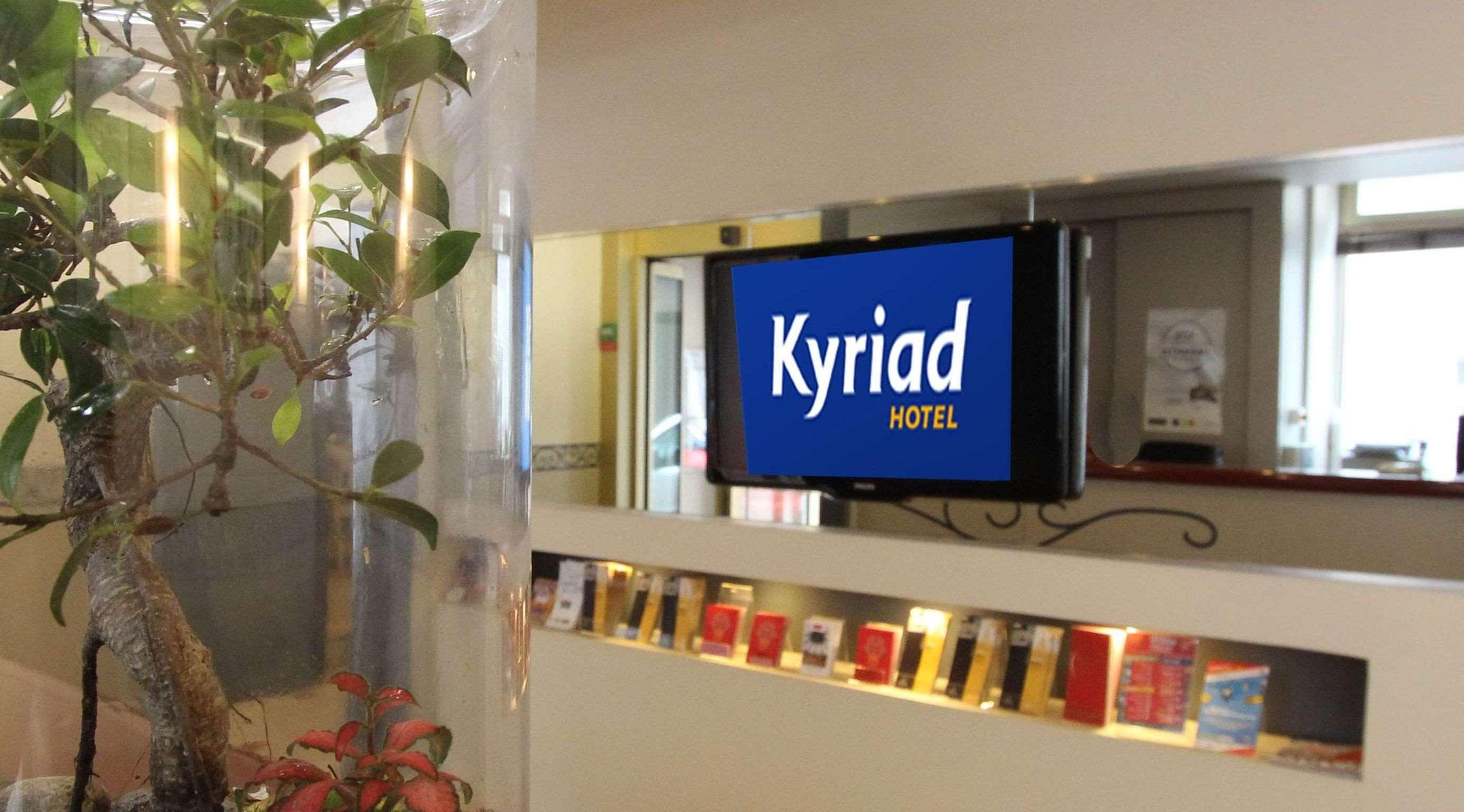 Kyriad Hotel XIII Italie Gobelins Paris Exterior foto