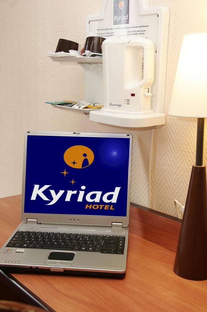 Kyriad Hotel XIII Italie Gobelins Paris Exterior foto
